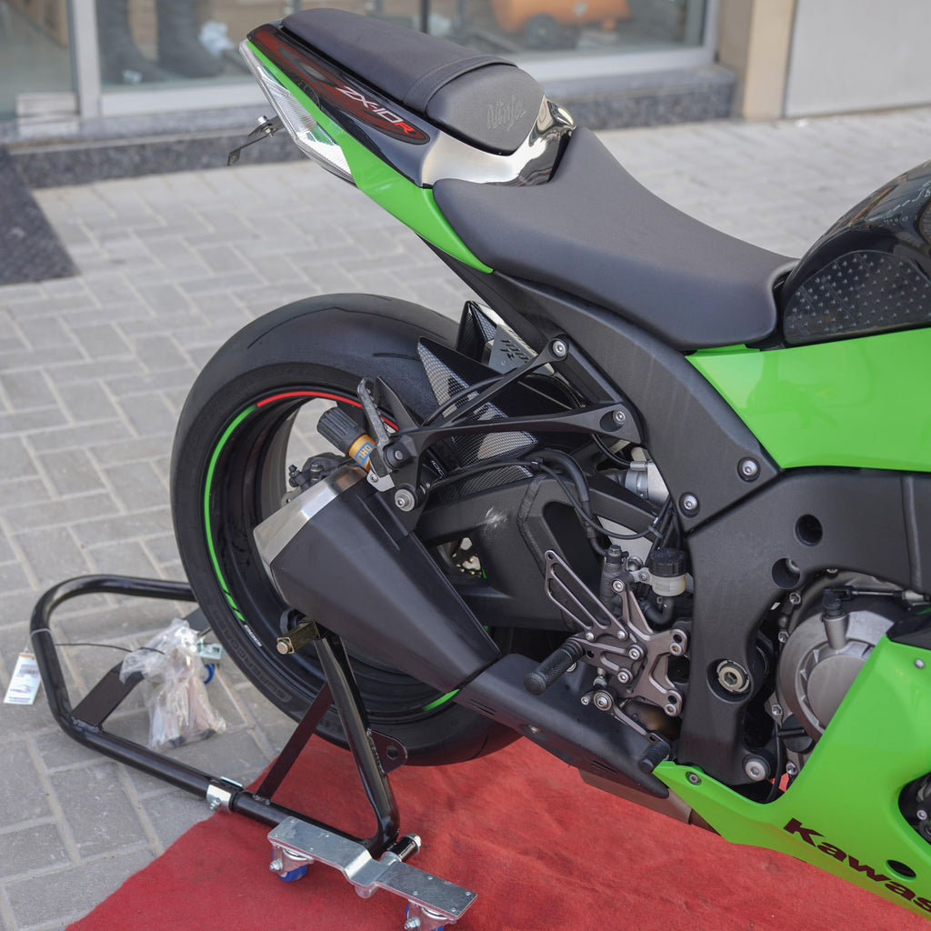 دراجة نارية كاواساكي نينجا ZX10R موديل 2013 للبيع - اتصل الآن على 00971555598040