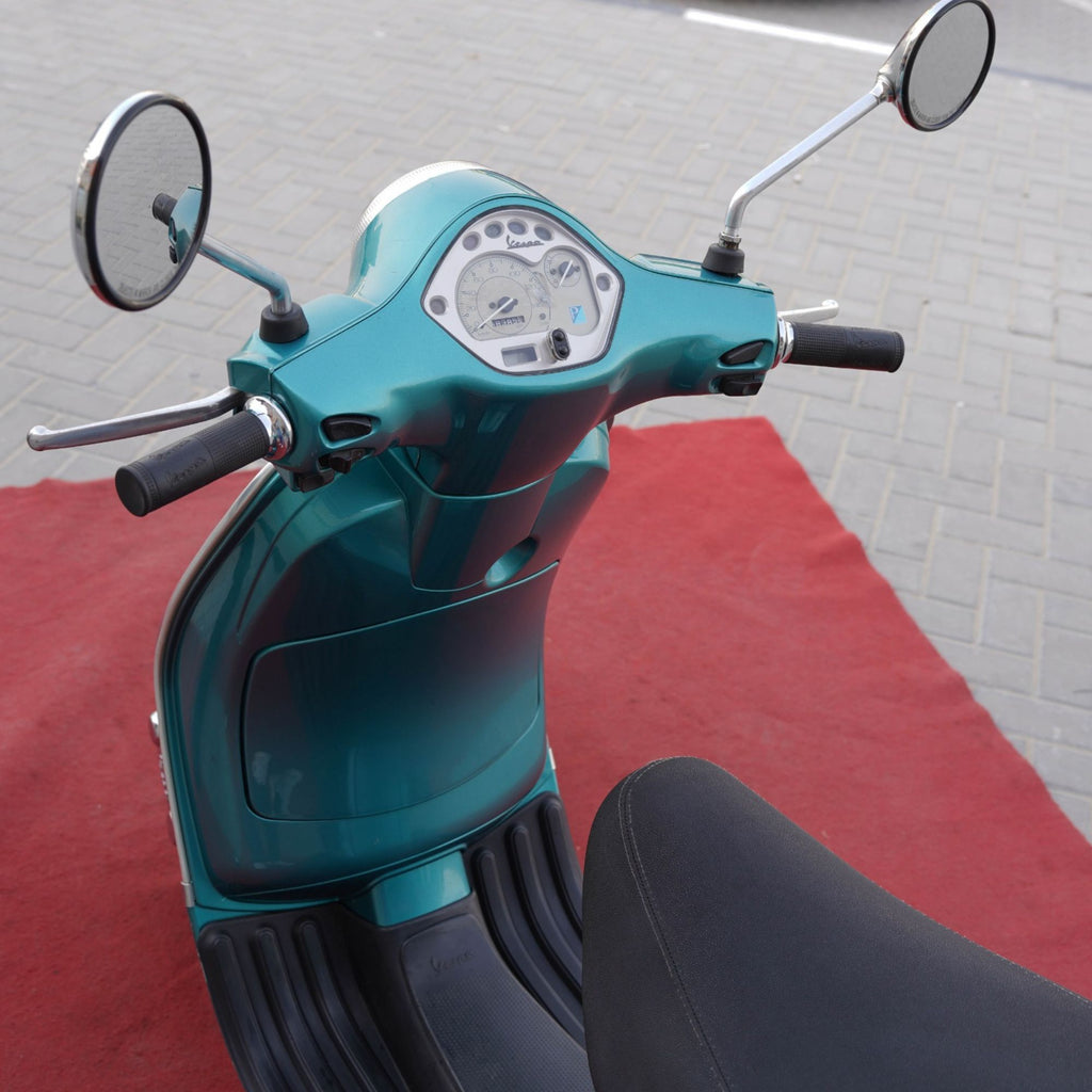 2014 Used Vespa 150CC Well Maintained Scooter for Sale In UAE