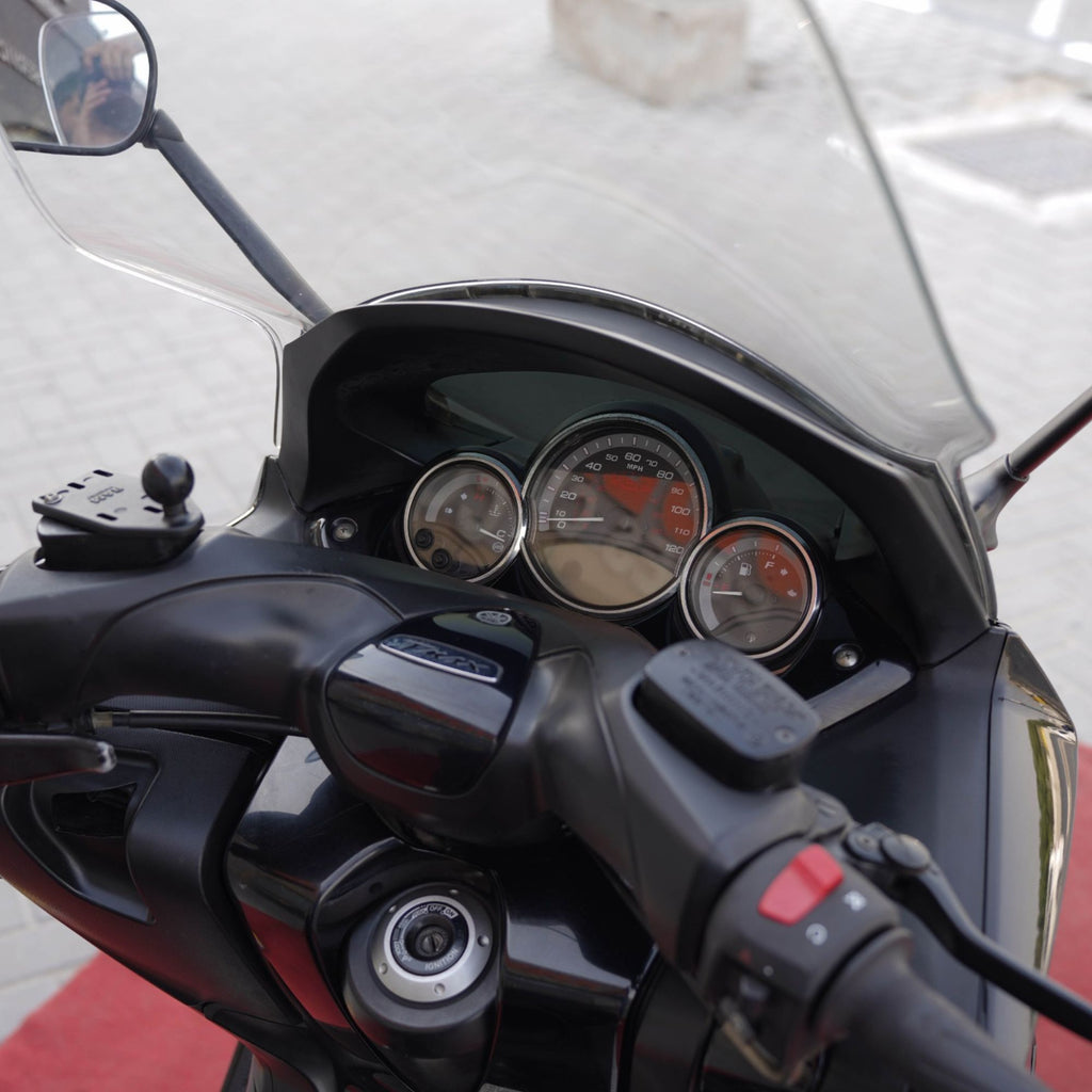 Used 2012 Maxi-Scooter TMAX Yamaha XP530 for Sale In UAE