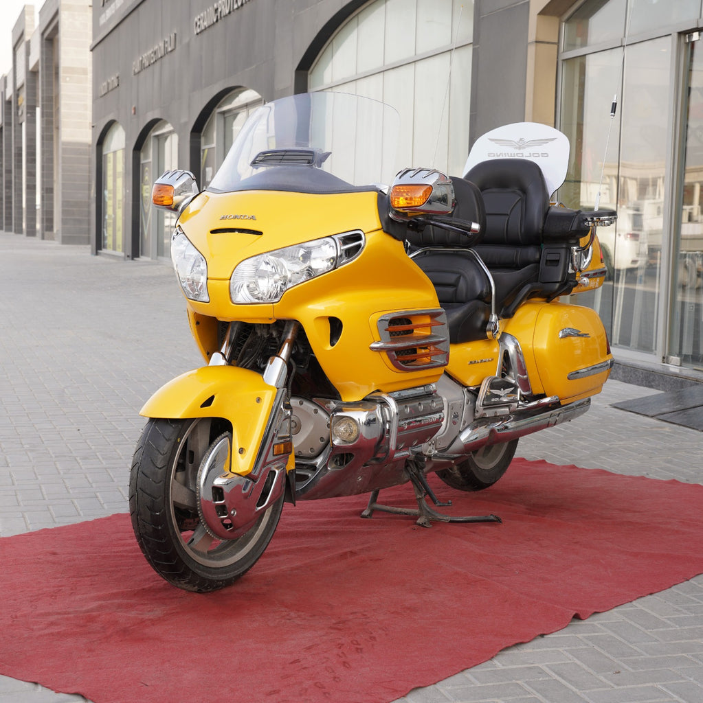 2001 Honda Gold Wing 1800CC Bike for Sale - Contact Now: +971555598040