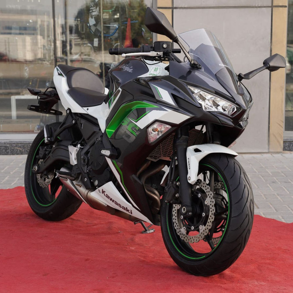Used 2022 Kawasaki Ninja 650 for Sale in UAE - Contact Now: +971555598040