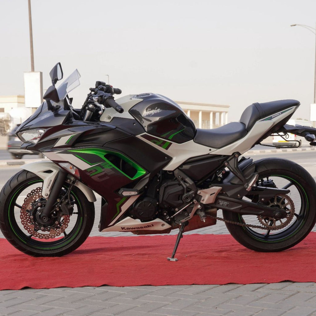 Used 2022 Kawasaki Ninja 650 for Sale in UAE - Contact Now: +971555598040