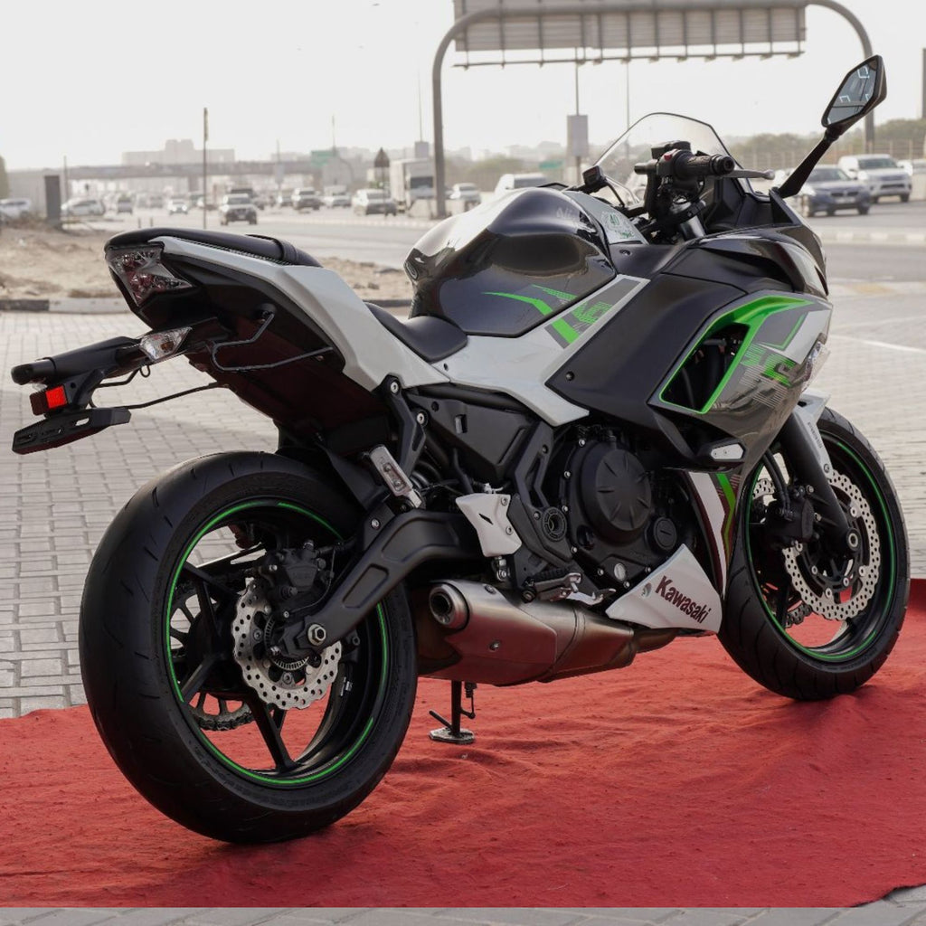 Used 2022 Kawasaki Ninja 650 for Sale in UAE - Contact Now: +971555598040