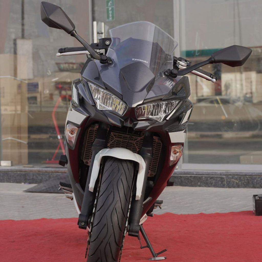 Used 2022 Kawasaki Ninja 650 for Sale in UAE - Contact Now: +971555598040