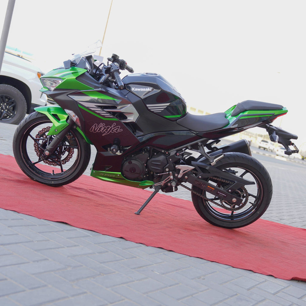 2021 Kawasaki 400CC Motorcycle for Sale - Contact Now: +971555598040