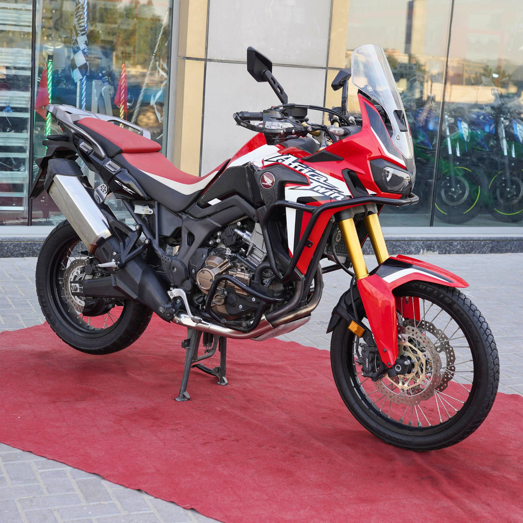 2017 Honda Africa Twin 1000CC DCT Automatic Motorcycle for Sale - Contact Now: +971555598040