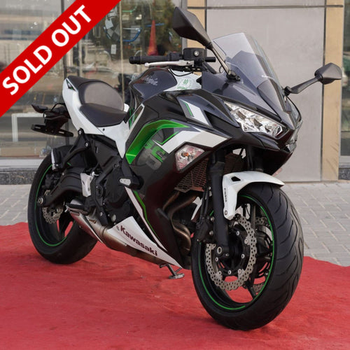 Used 2022 Kawasaki Ninja 650 for Sale in UAE - Contact Now: +971555598040