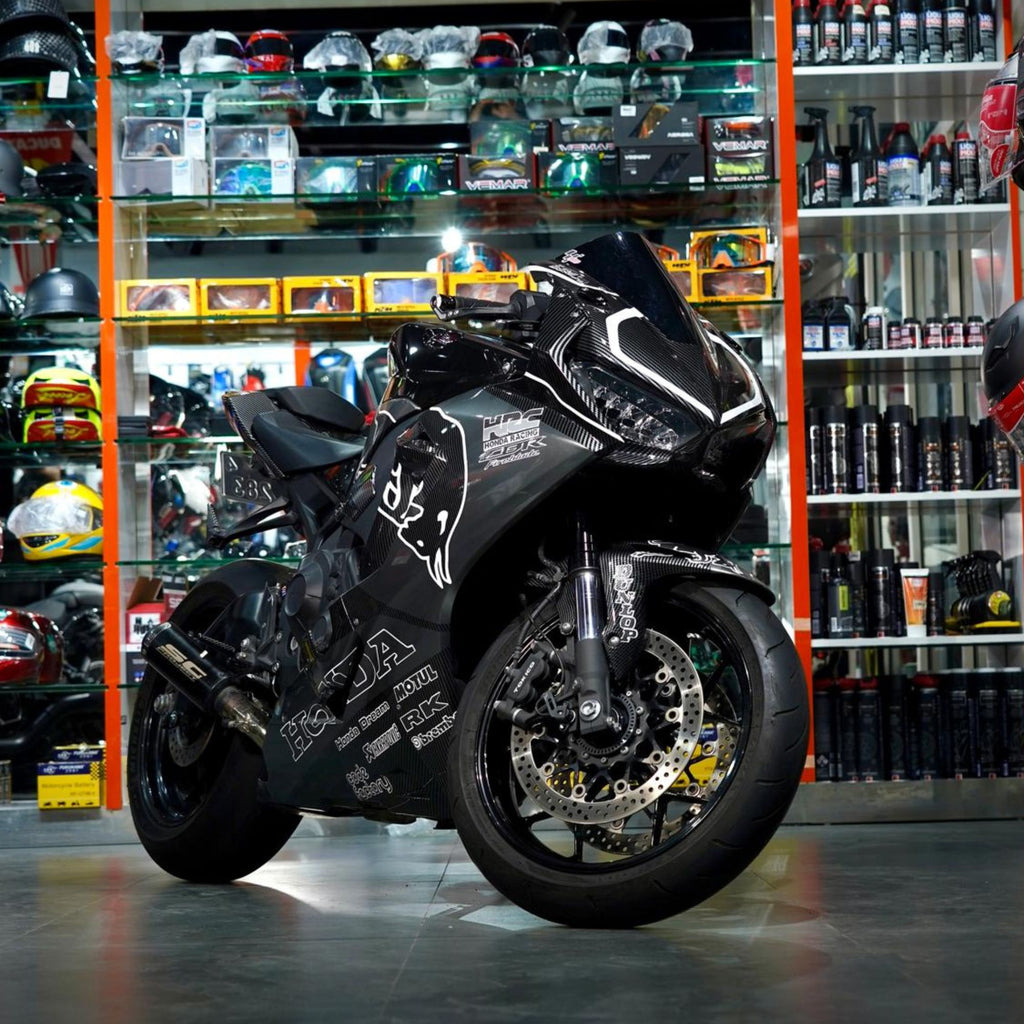 Modified 2021 Honda CBR1000RR Sportbike In Abudhabi - 0555546678