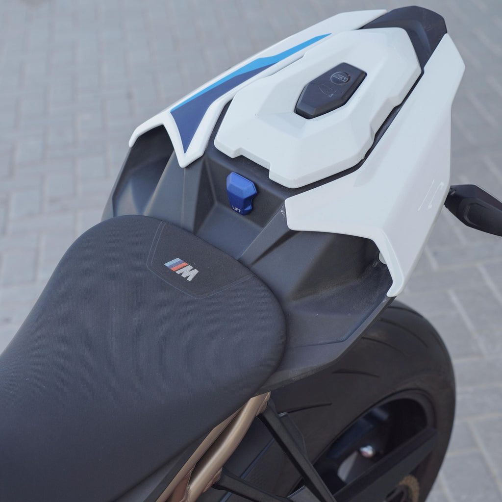 دراجة نارية BMW S 1000 R Premium Super موديل 2022 للبيع - اتصل الآن على +971555598040