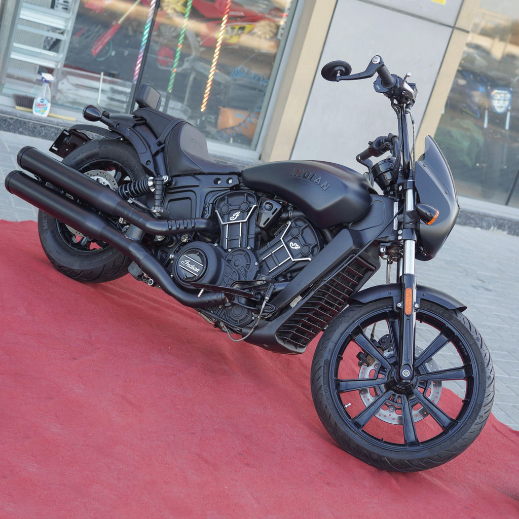 دراجة نارية Indian Scout Rogue Premium موديل 2022 للبيع - اتصل الآن على +971555598040