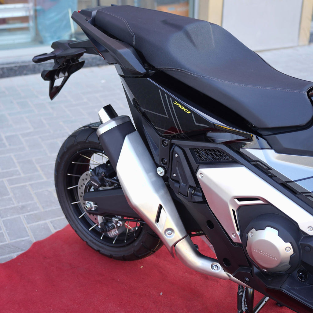 دراجة نارية هوندا X-ADV 750CC Adventure موديل 2024 للبيع - اتصل الآن على 00971555598040