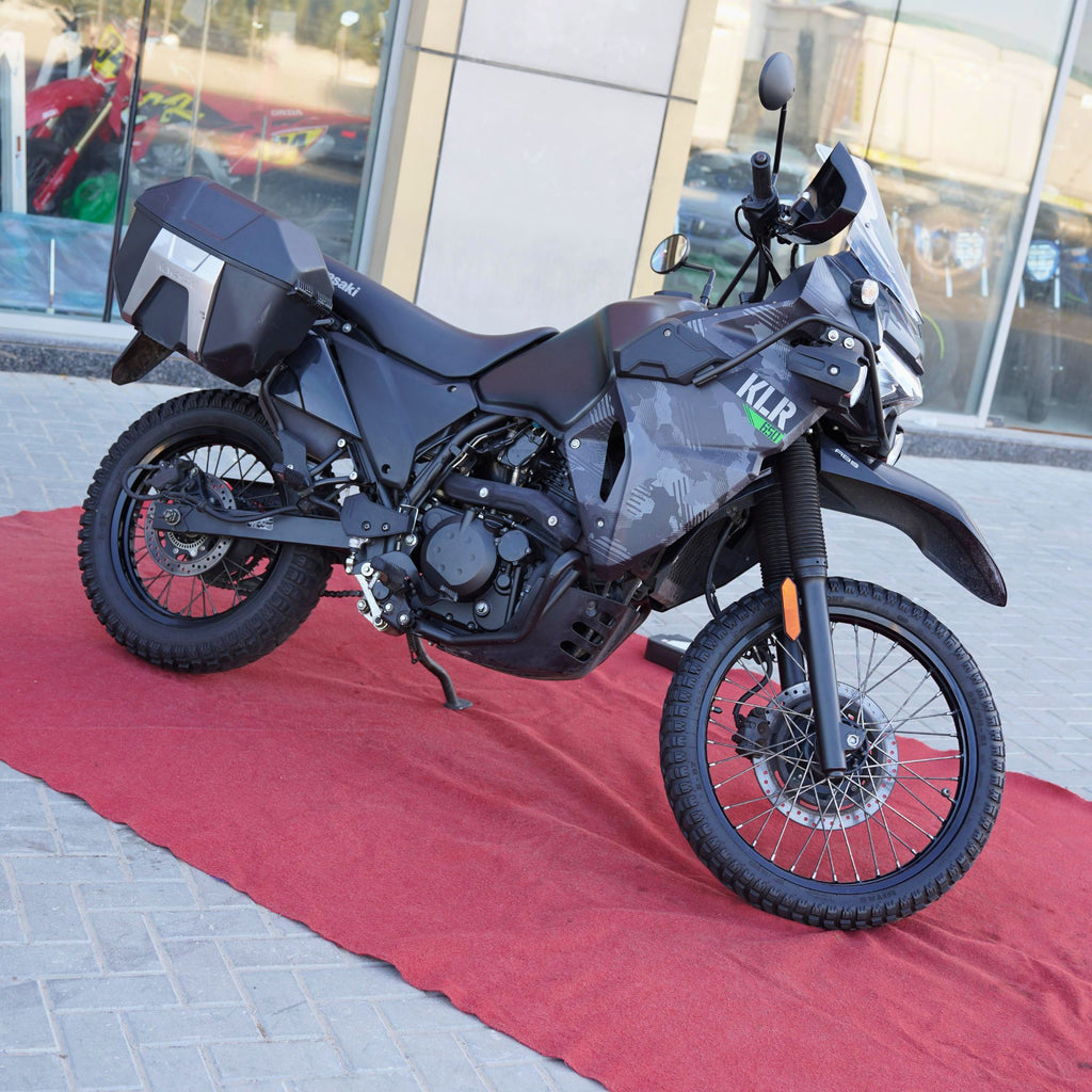 دراجة كاواساكي KLR 650CC ثنائية الرياضة موديل 2023 للبيع - اتصل الآن: 00971555598040