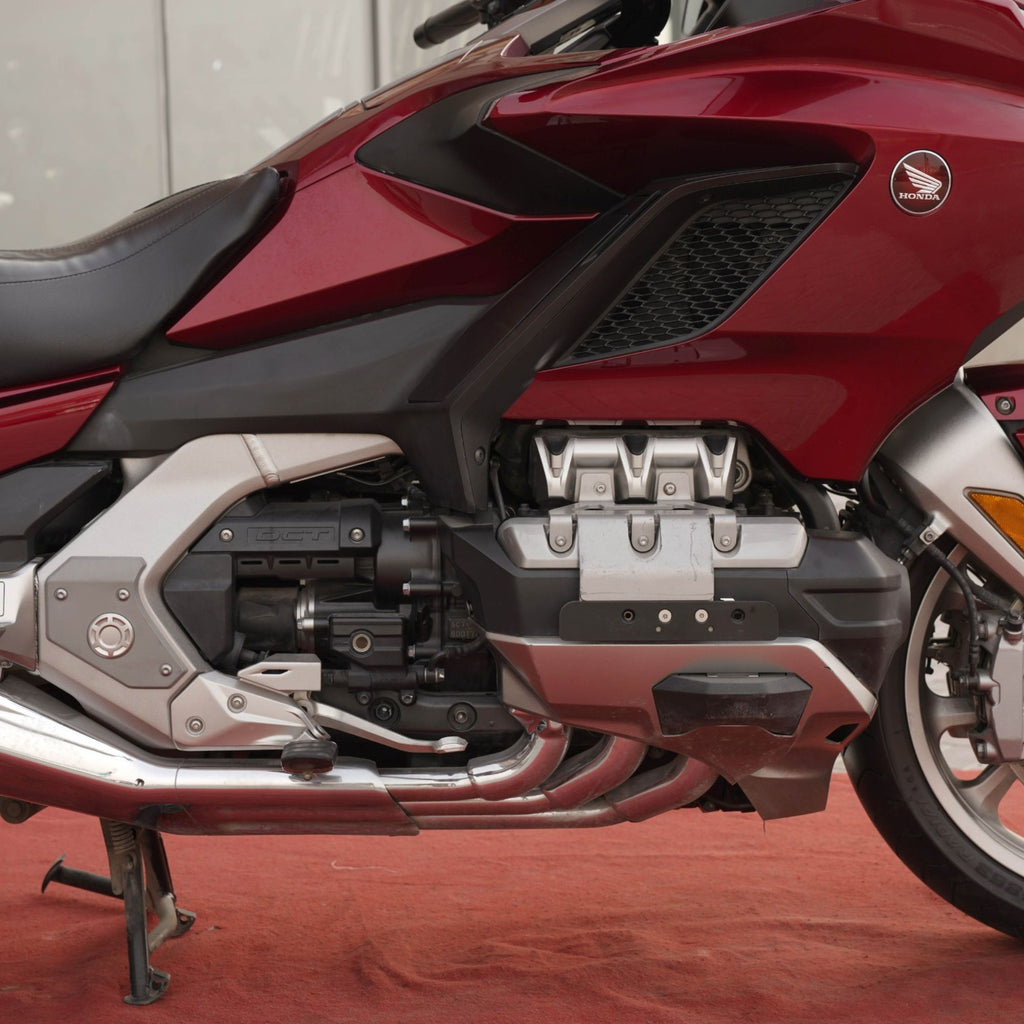 2018 Honda Gold Wing DCT 1800CC Luxury Touring Bike UAE
