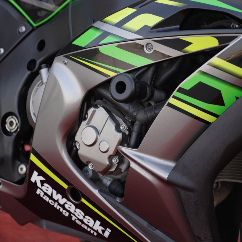 Used 2018 Kawasaki ZX10R Superbike 1000CC for Sale In UAE