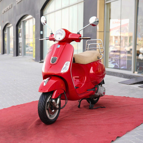 2012 Used Vespa LX 150 Excellent City Scooter for Sale In UAE
