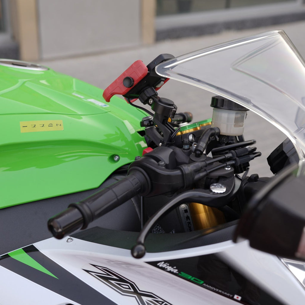 2014 Used Kawasaki Ninja ZX-10R Motorcycle for Sale In UAE