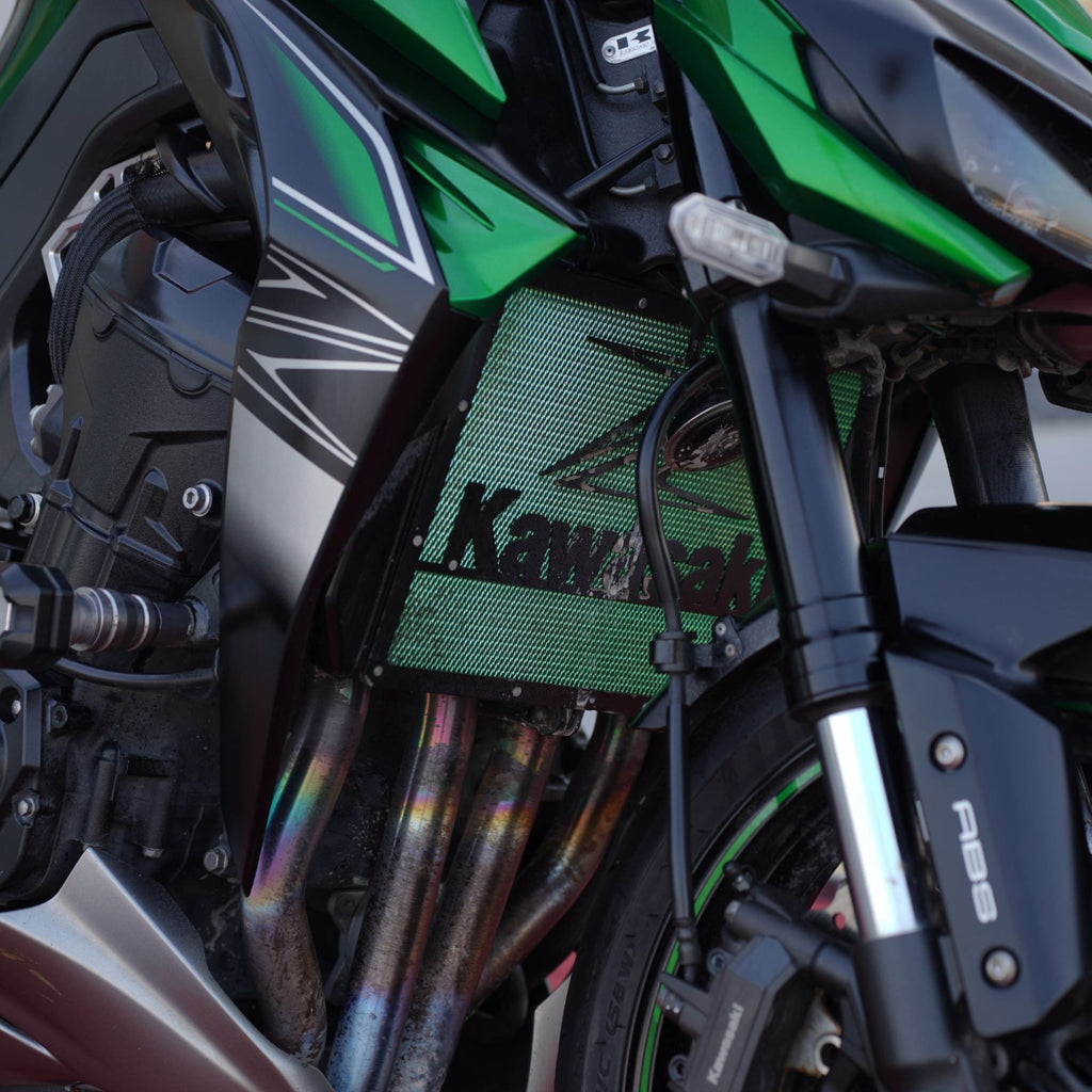 Used 2018 Kawasaki Z1000 Motorcycle for Sale In UAE