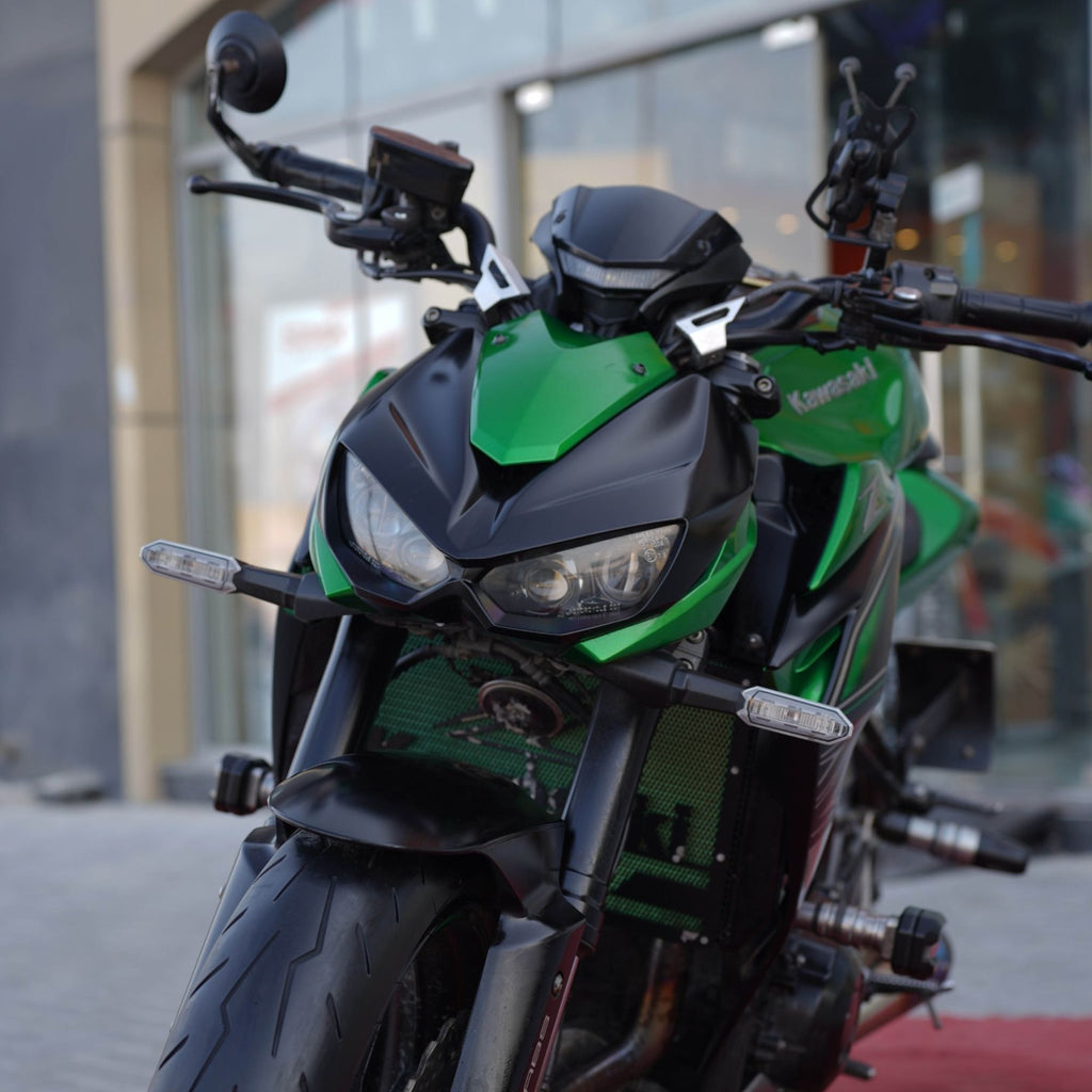 Used 2018 Kawasaki Z1000 Motorcycle for Sale In UAE