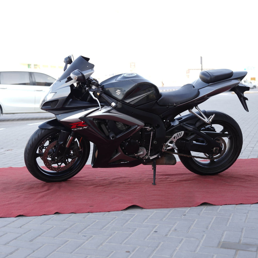 Used 2006 Suzuki GSX-R750 Motorcycle for Sale In UAE