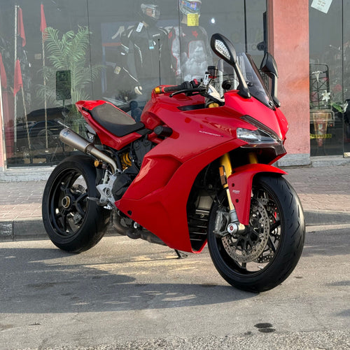 Used 2018 Ducati SuperSport S 950 Motorcycle for Sale In Dubai
