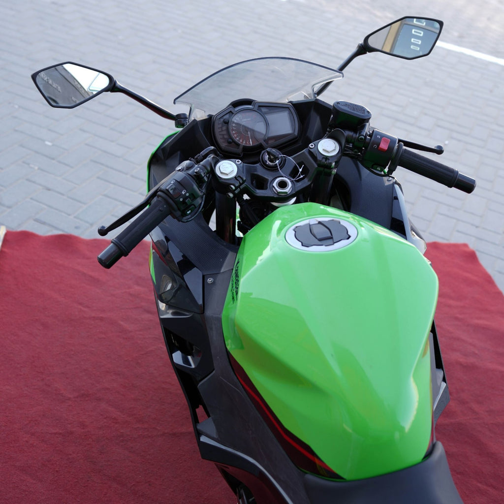 2021 Used Kawasaki Ninja 400CC Motorcycle for Sale In Sharjah