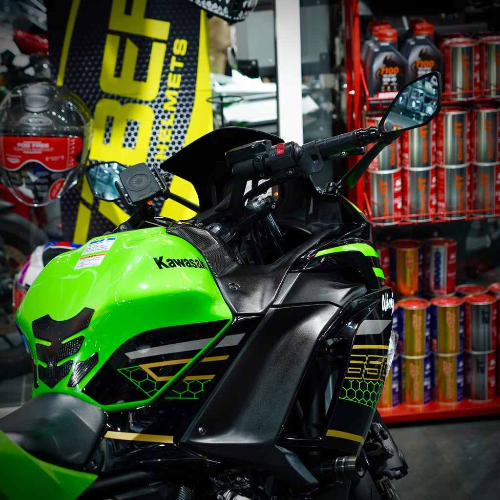 Used 2021 Kawasaki Ninja 650 ABS Motorcycle for Sale In Abudhabi