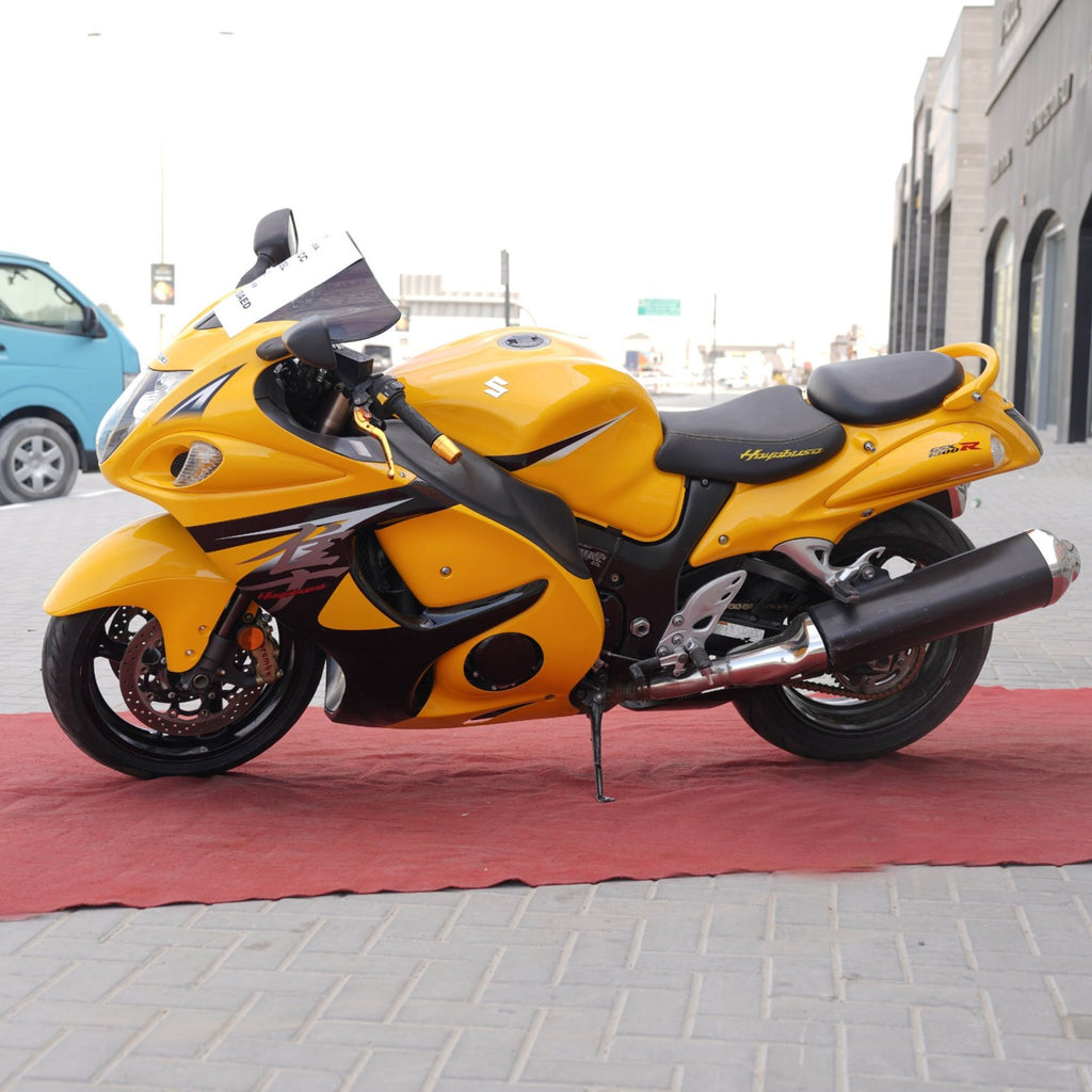 Used 2013 Suzuki Hayabusa GSX1300R Sports Motorcycle for Sale In Sharjah