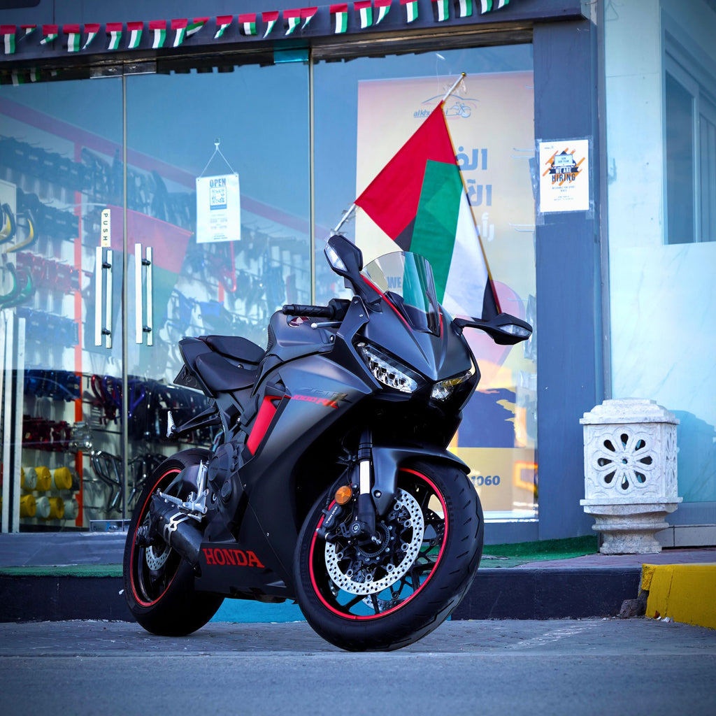 Used 2018 Honda CBR1000RR Motorcycle for Sale In Abudhabi - 0555546678
