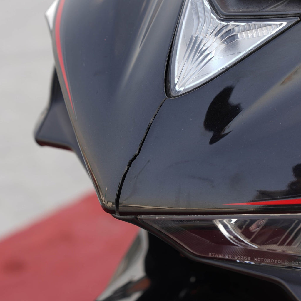 2017 Yamaha R3 Sports Bike  300cc for Sale In Sharjah - 0555598040