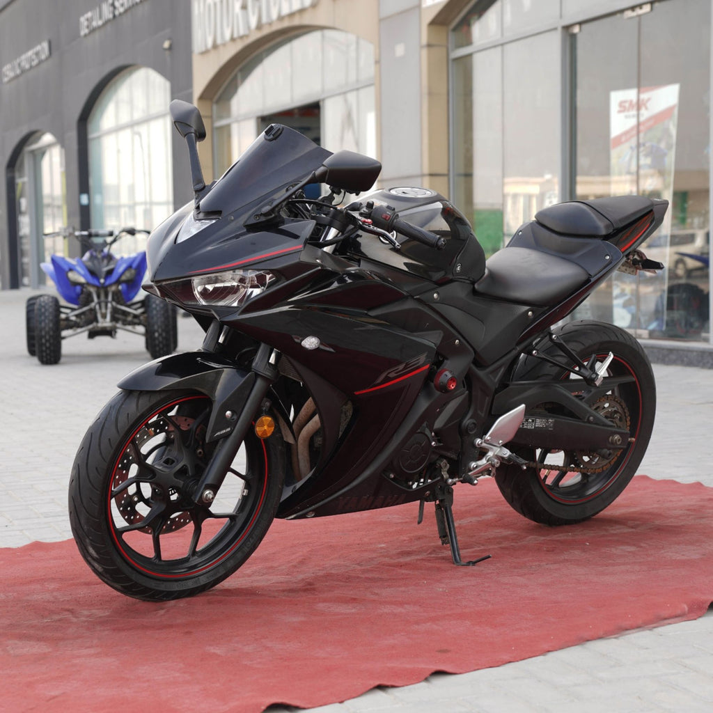 2017 Yamaha R3 Sports Bike  300cc for Sale In Sharjah - 0555598040
