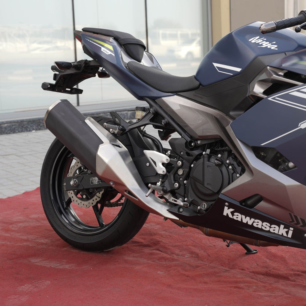 Used 2022 Kawasaki Ninja 400 ABS Sportbike In Sharjah - 0555598040