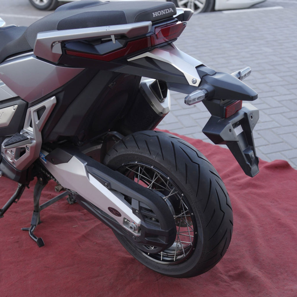 Used 2019 Honda XADV 750 Adventure Scooter for Sale In Sharjah - 0555598040
