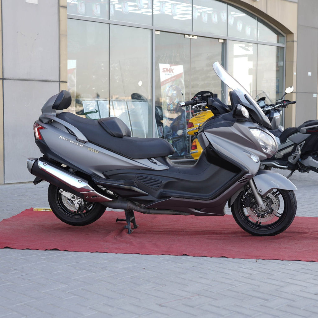 2017 Used Suzuki Skywave 650 Maxi Scooter In Sharjah - 0555598040