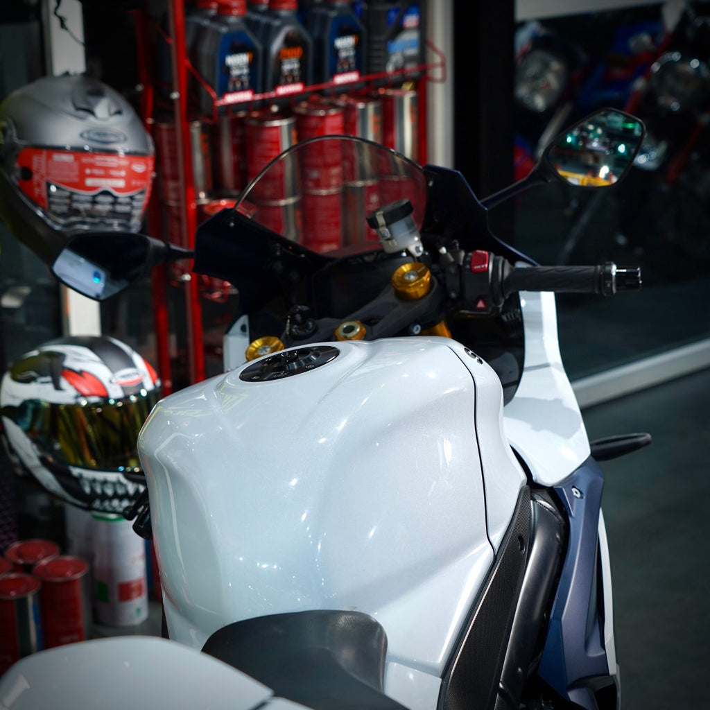 Used 2023 Suzuki GSXR 1000RR GCC Spec Motorcycle In Abudhabi - 0555546678