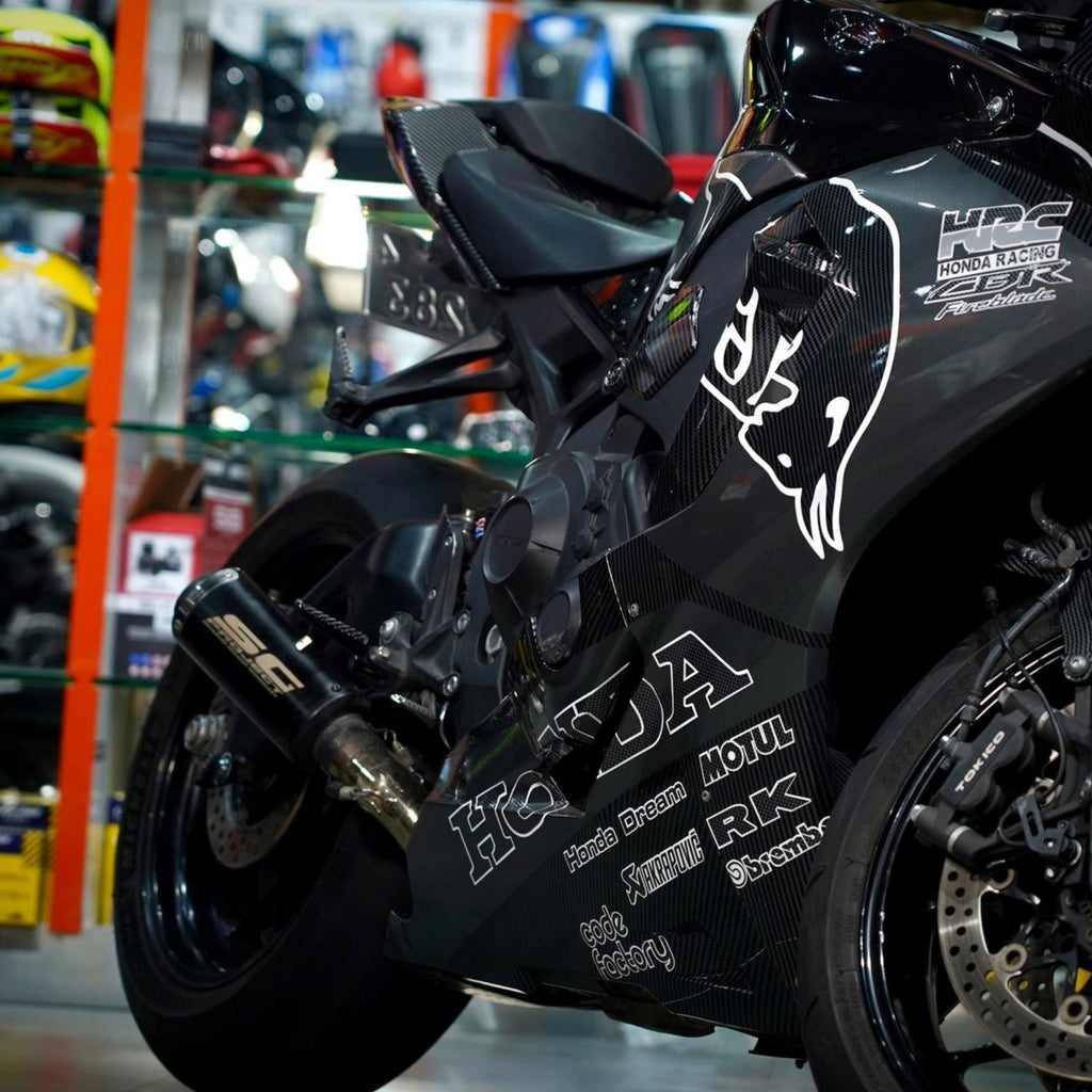 Modified 2021 Honda CBR1000RR Sportbike In Abudhabi - 0555546678