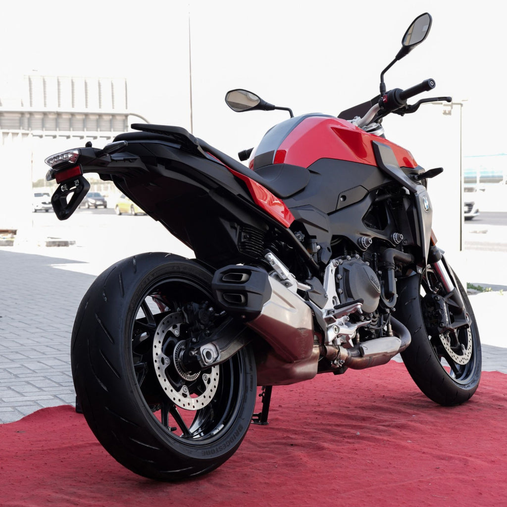 2024 BMW F900R Premium Naked Bike In Sharjah - 0555598040