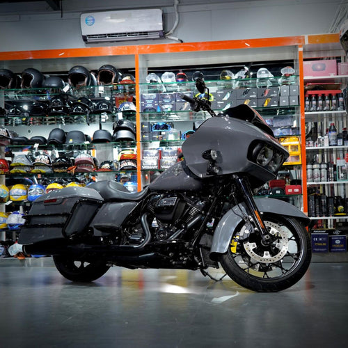 2022 Harley-Davidson Road Glide Special 114 Bike In Abudhabi - 0555546678