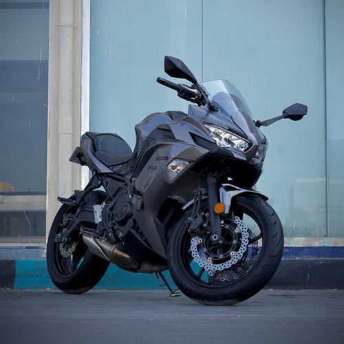 2022 Kawasaki Ninja 650 Sport Motorcycle for Sale In Abudhabi - 0555546678