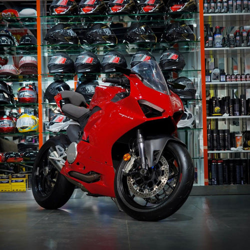 2025 Ducati Panigale V2 Premium Italian Superbike In Abudhabi - 0555546678