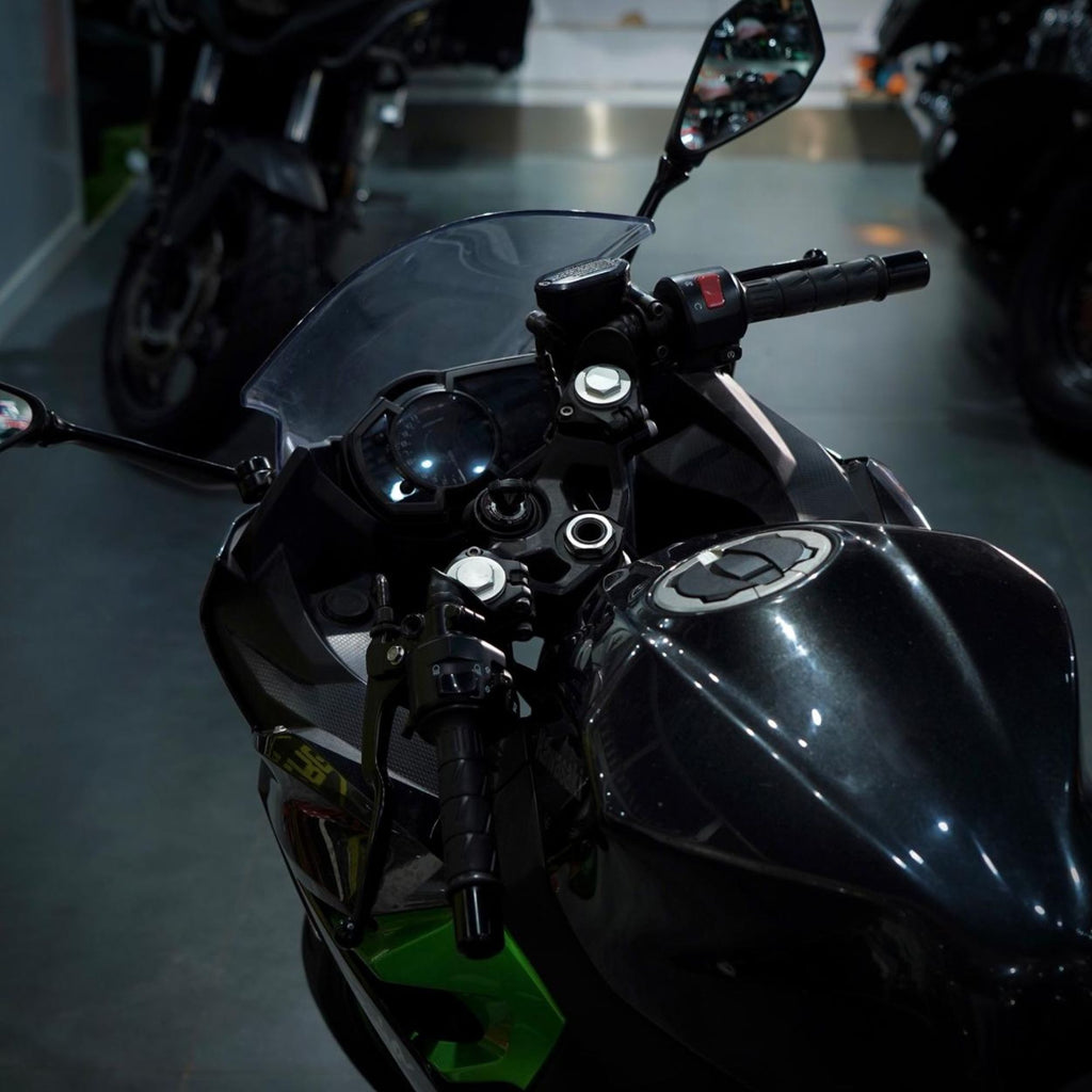 2022 Kawasaki Ninja 400cc Sport Bike In Abudhabi - 0555546678