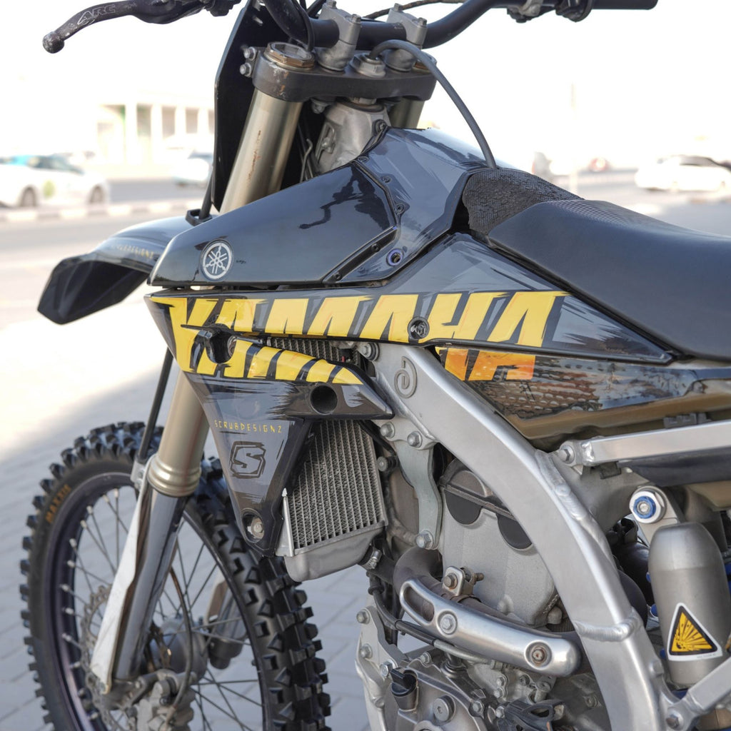 2015 Yamaha YZ250 250cc 2-Stroke Motocross Bike for Sale In Sharjah - 0555598040
