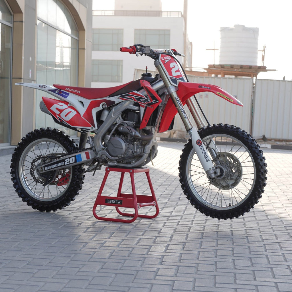 Honda CRF450R 2016 450cc Motocross Dirt Bike for Sale In Sharjah - 0555598040