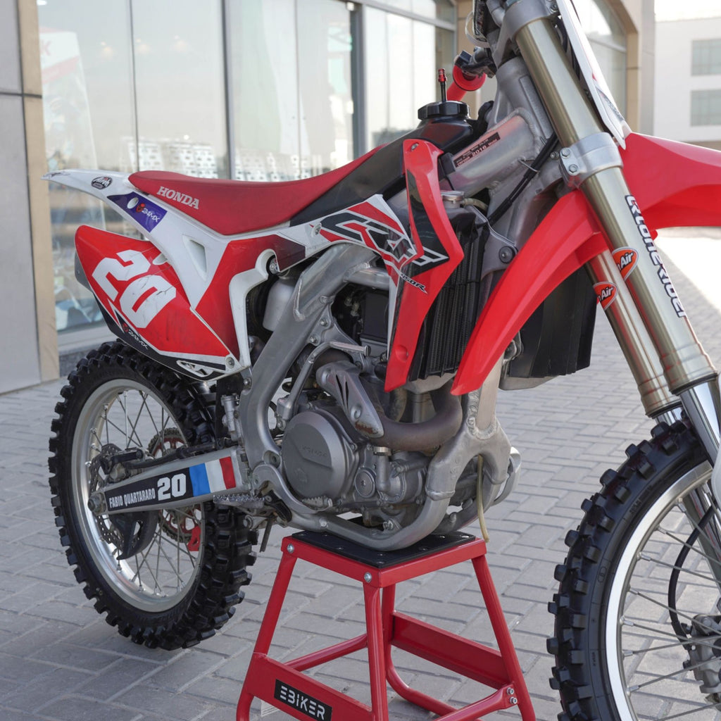 Honda CRF450R 2016 450cc Motocross Dirt Bike for Sale In Sharjah - 0555598040