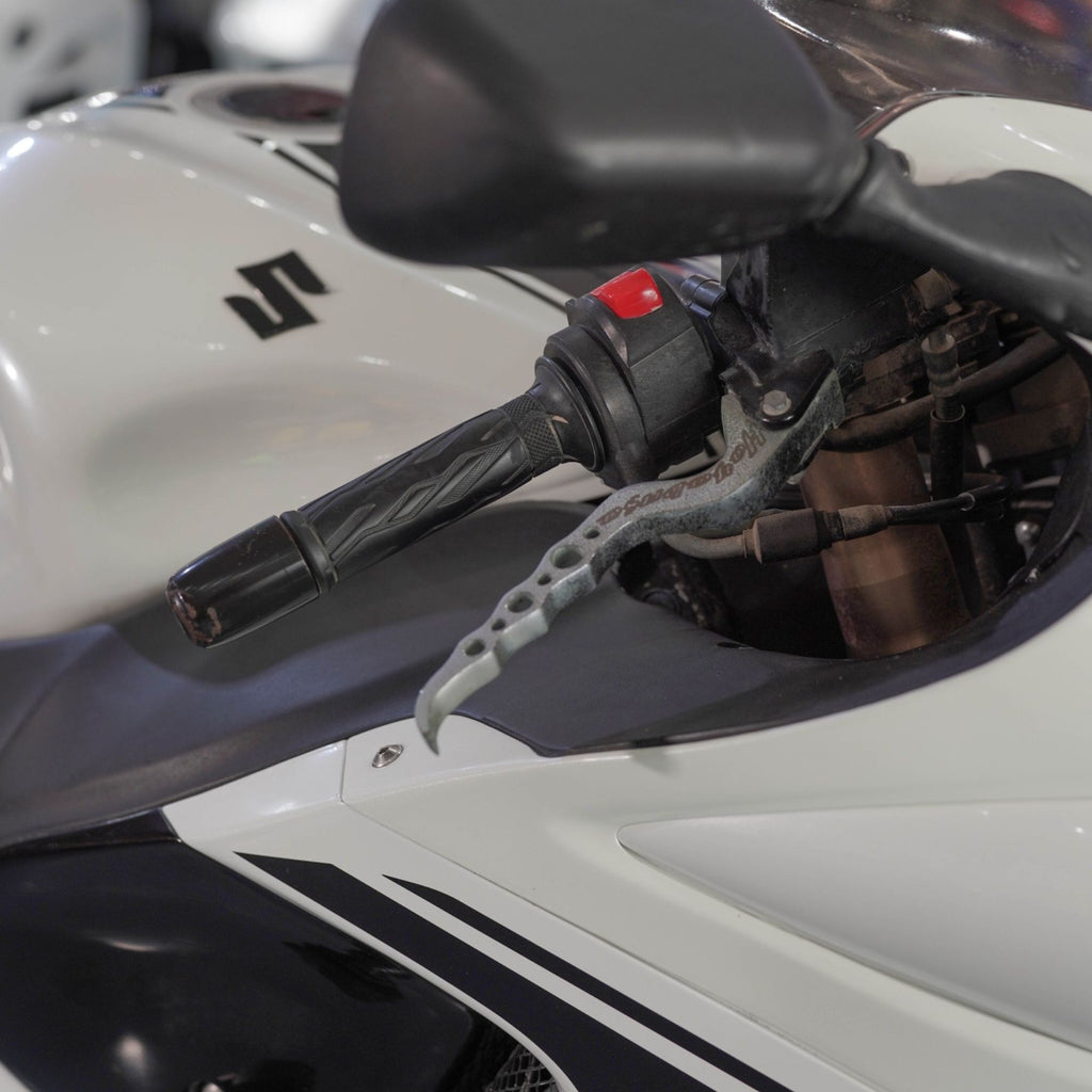 2011 Suzuki Hayabusa Gen 2 GSX1300R 1300CC for Sale In Dubai - 0569000351