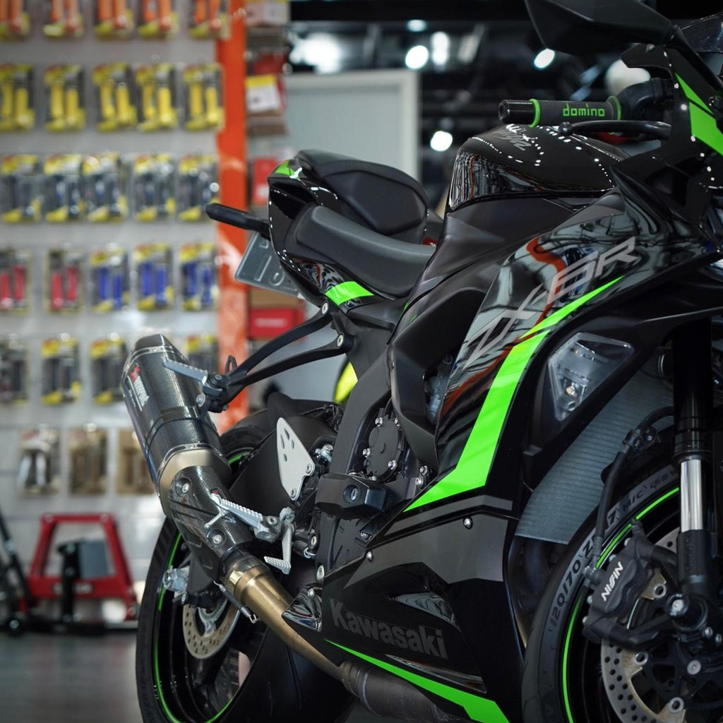 2025 Kawasaki Ninja ZX6R Motorcycle for Sale In Abudhabi - 0555546678