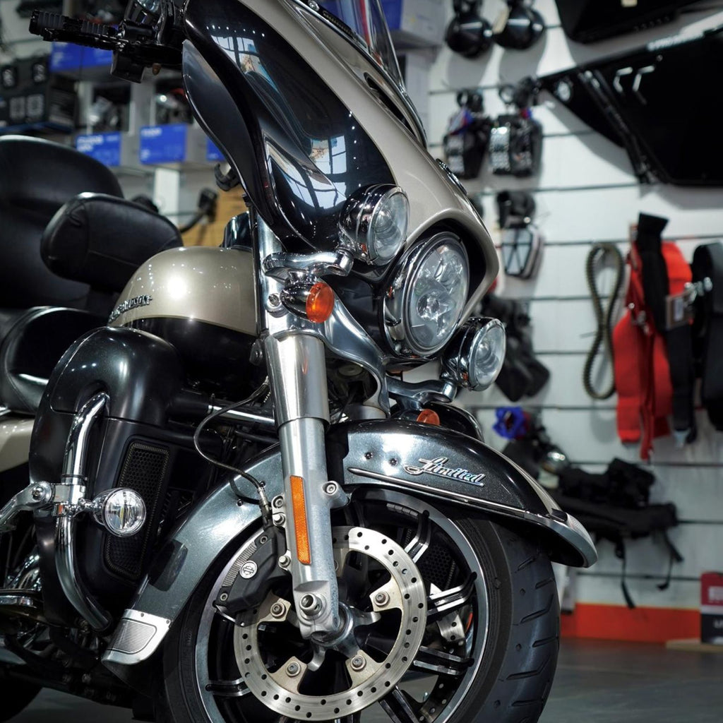 2018 Harley-Davidson Ultra Glide Touring Motorcycle In Abudhabi - 0555546678