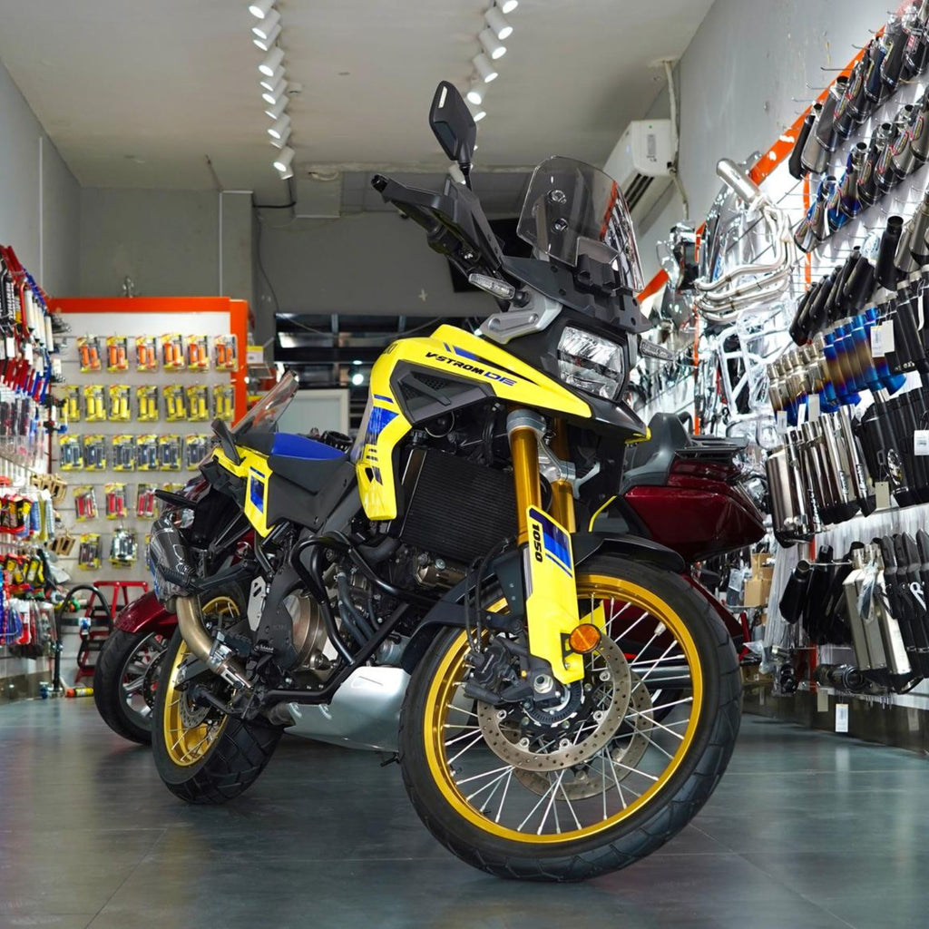 2023 Suzuki V-Strom 800DE Adventure Motorcycle In Abudhabi - 0555546678