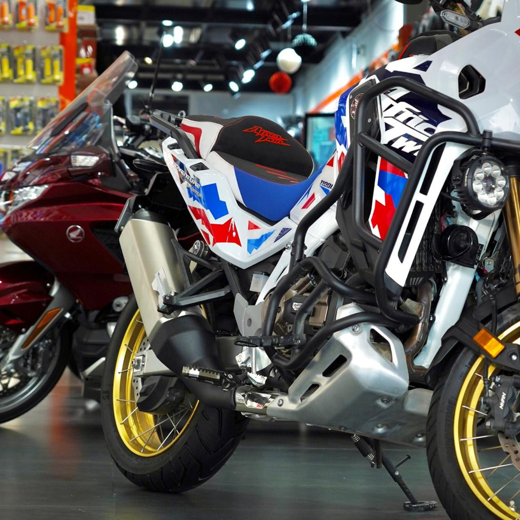 2024 Honda Africa Twin 1100 CRF1100L Adventure Motorcycle for Sale In Abudhabi - 0555546678