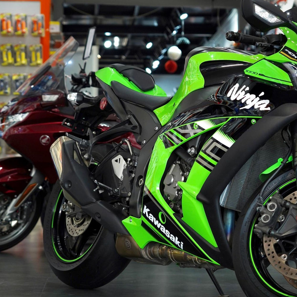 2018 Kawasaki Ninja ZX-10R 998cc Used Superbike In Abudhabi - 0555546678