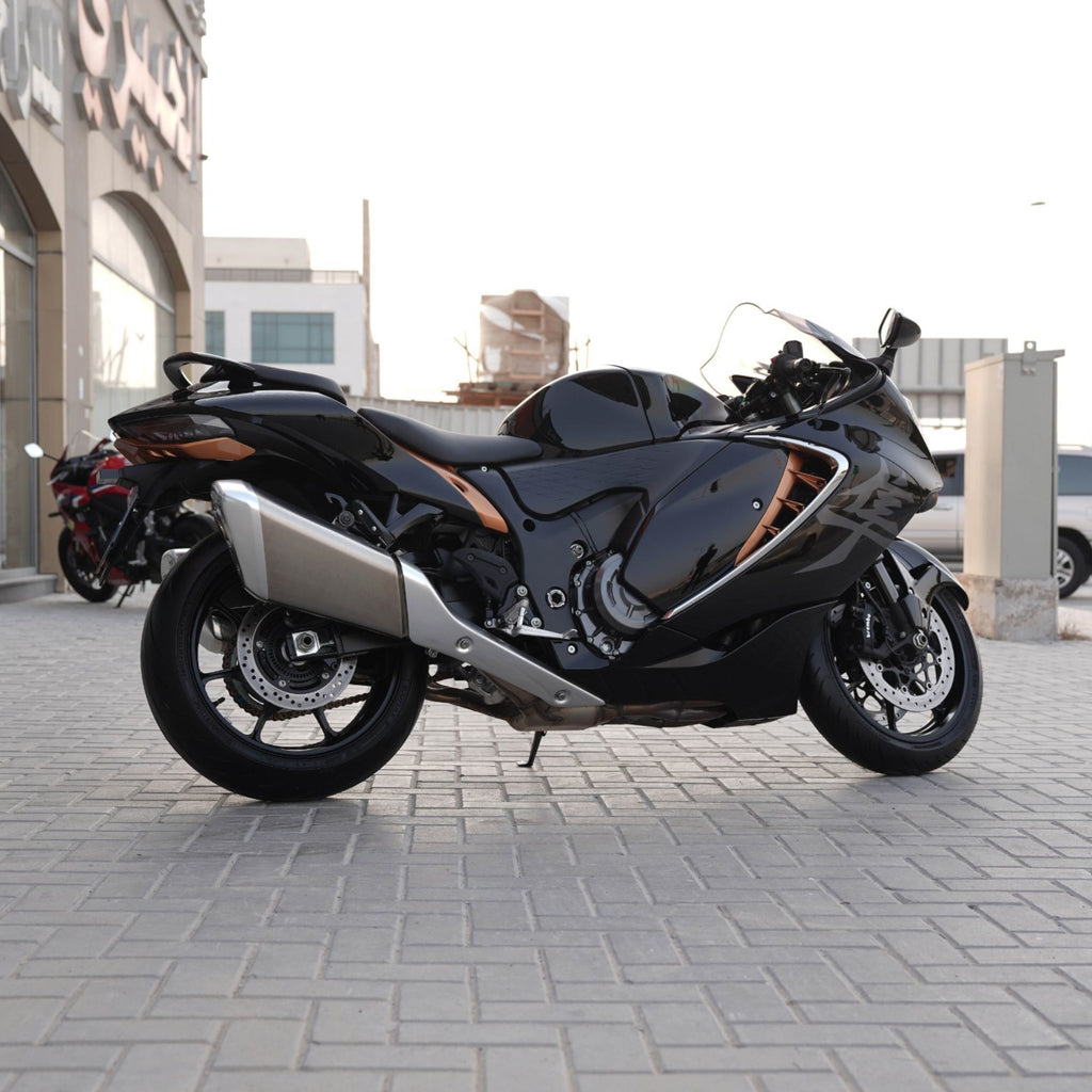 Used 2021 Suzuki Hayabusa 1300cc for Sale In Sharjah - 0555598040